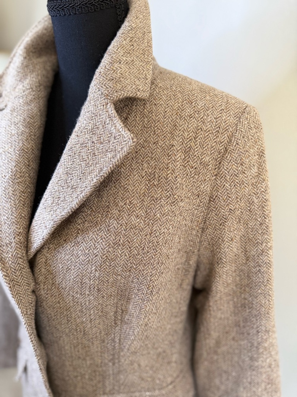 L.L. Bean Herringbone Tweed Blazer Gray Tan Wool Petite Medium Classic - Picture 3 of 14